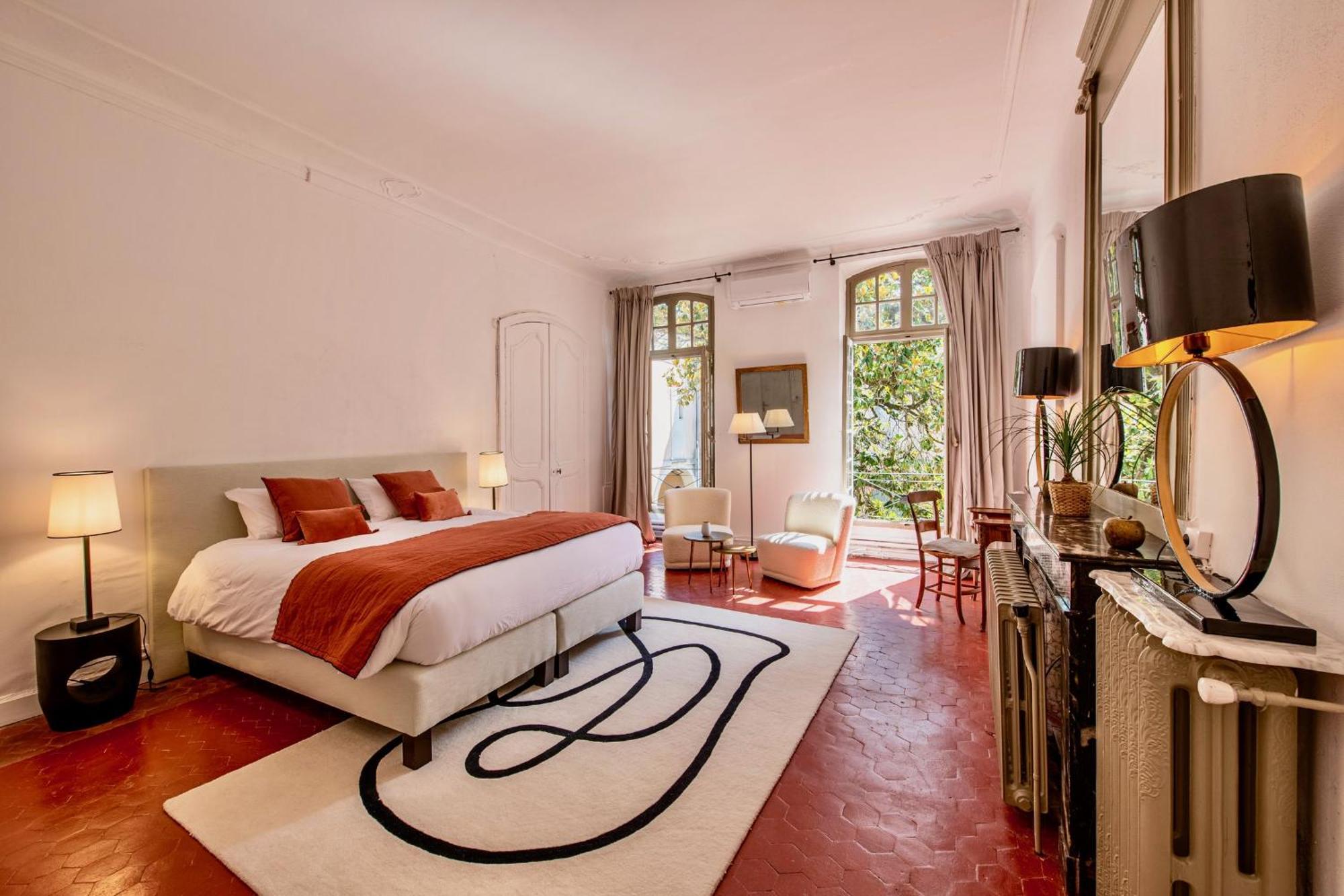 Bed and Breakfast La Chapelle Sur La Sorgue Л'Иль-сюр-ла-Сорг Экстерьер фото