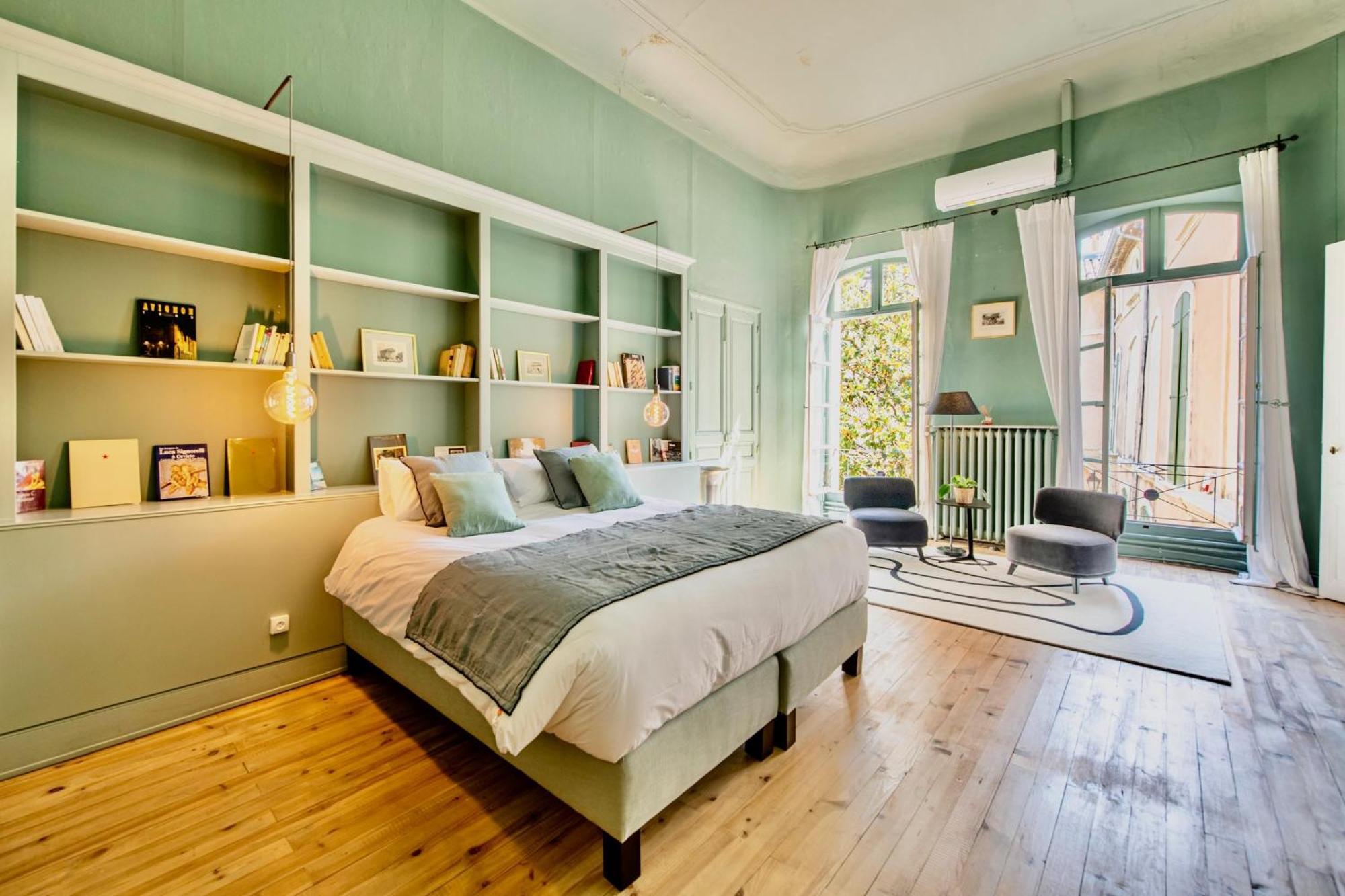 Bed and Breakfast La Chapelle Sur La Sorgue Л'Иль-сюр-ла-Сорг Экстерьер фото