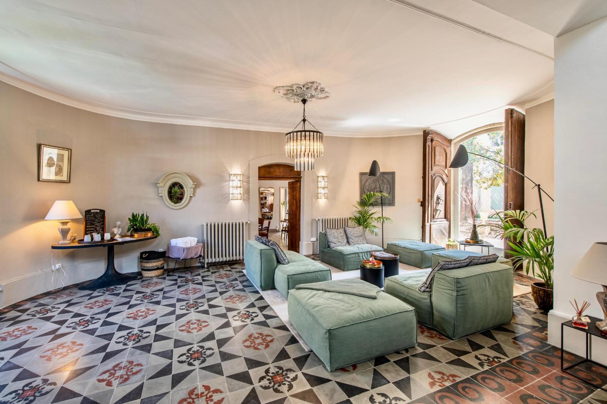 Bed and Breakfast La Chapelle Sur La Sorgue Л'Иль-сюр-ла-Сорг Экстерьер фото