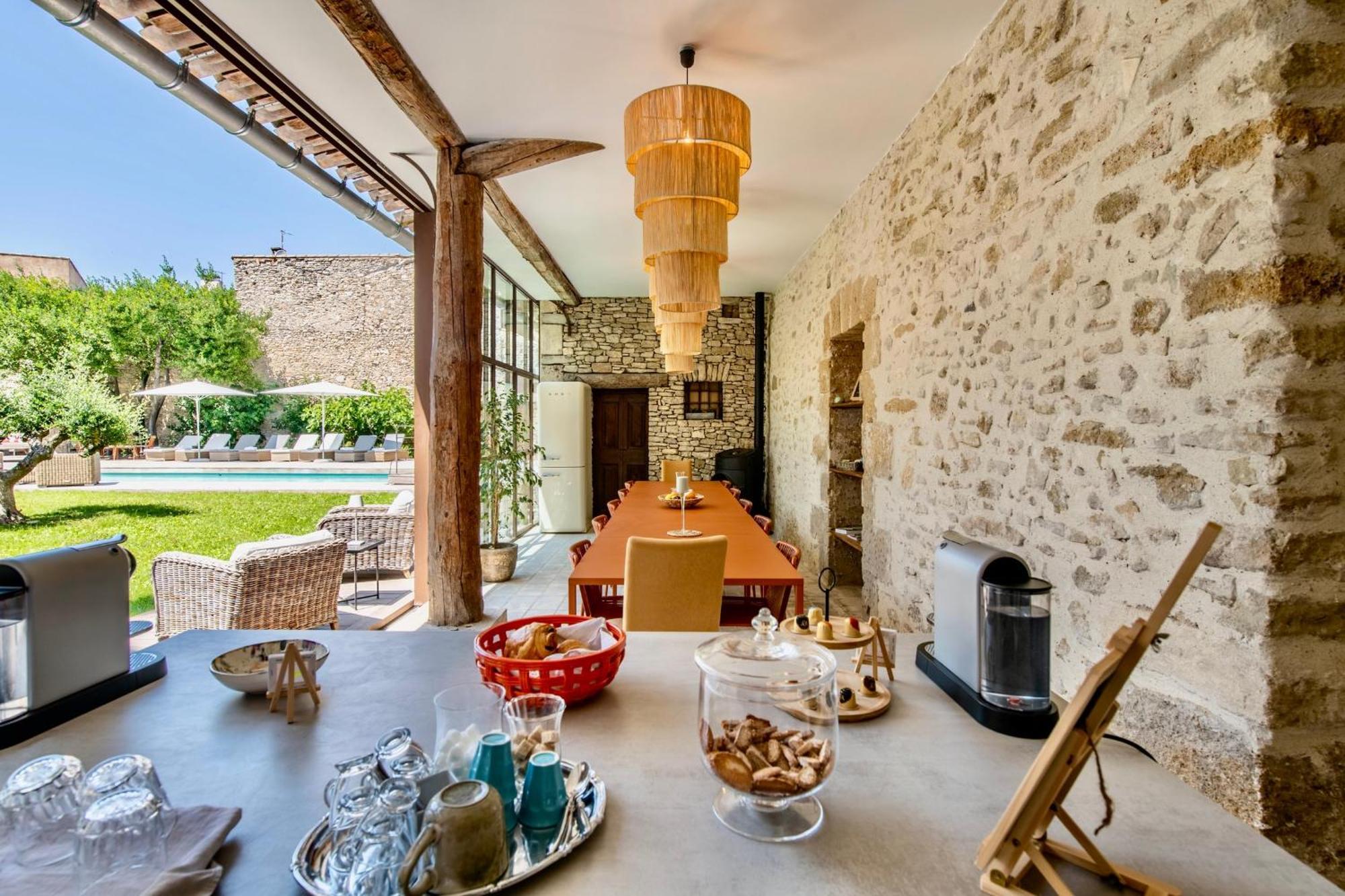 Bed and Breakfast La Chapelle Sur La Sorgue Л'Иль-сюр-ла-Сорг Экстерьер фото