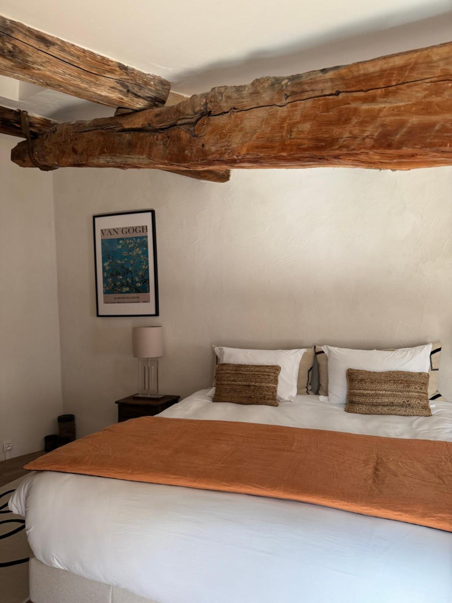 Bed and Breakfast La Chapelle Sur La Sorgue Л'Иль-сюр-ла-Сорг Экстерьер фото