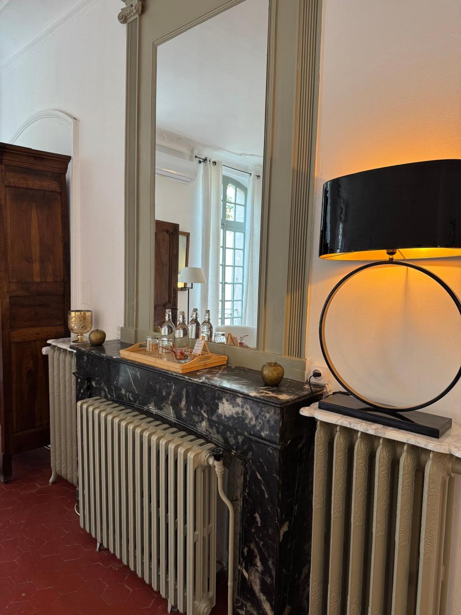 Bed and Breakfast La Chapelle Sur La Sorgue Л'Иль-сюр-ла-Сорг Экстерьер фото