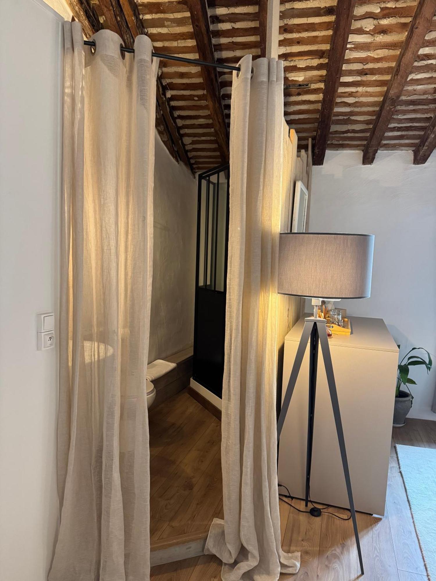 Bed and Breakfast La Chapelle Sur La Sorgue Л'Иль-сюр-ла-Сорг Экстерьер фото
